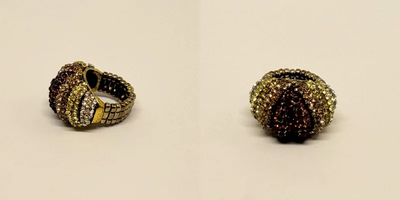 Anel dourado com cristais em pavê e base estruturada — ref. ANL0067A