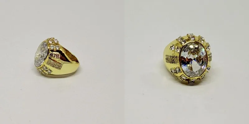 Anel dourado com cristal oval grande e cristais ao redor — ref. ANL0036A
