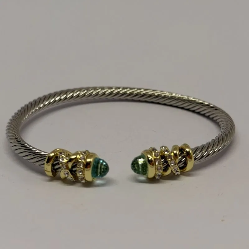 Bracelete dourado com cristais multicoloridos em mosaico — ref. BTE0062A