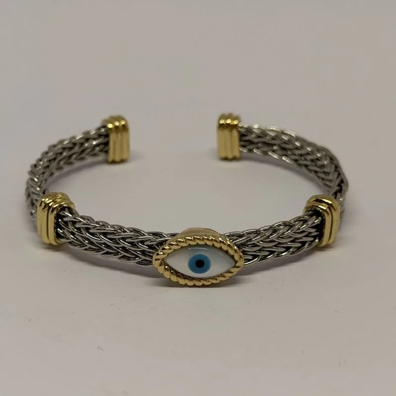 Bracelete prateado com cristais baguete e base estruturada — ref. BTE0065A