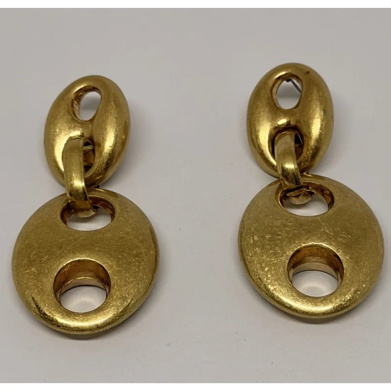Brinco dourado com elos de corrente marinha em acabamento fosco — ref. BRC0143A