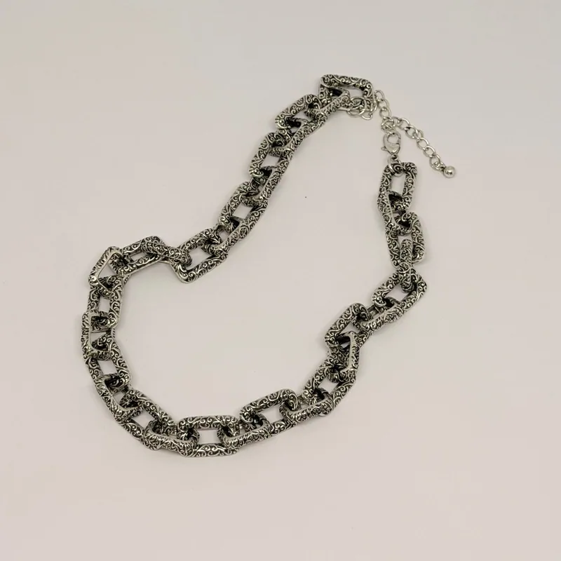 Colar dourado com pérola solitária em corrente fina — ref. CLR0046A