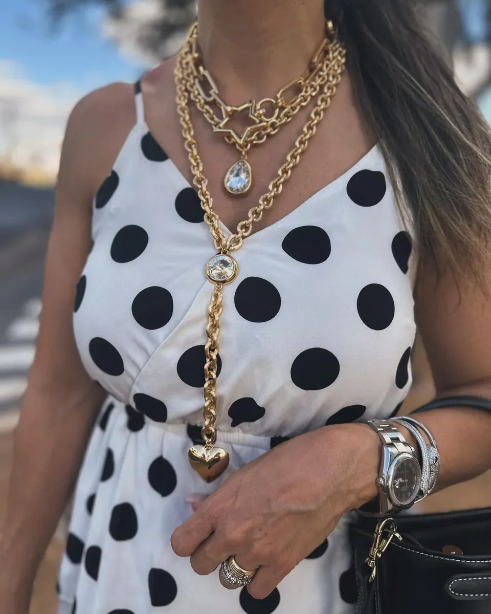 Pulseiras delicadas femininas