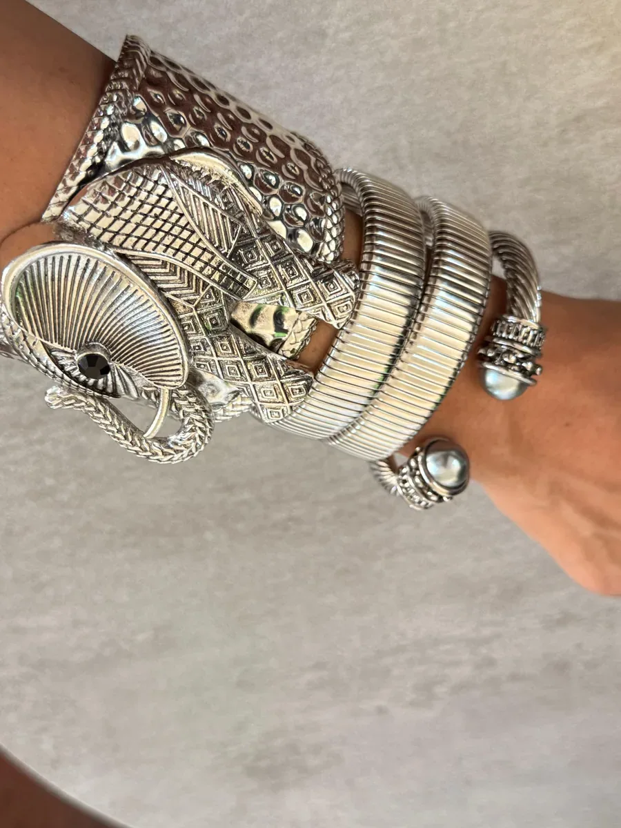 Como usar bracelete — guia Dolores Designer